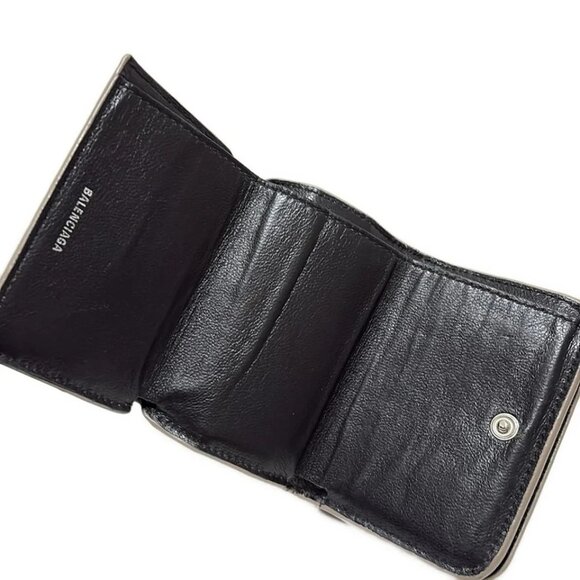 BALENCIAGA Cash Mini Wallet Brown Leather - Trifold Wallet 206-081525 - Picture 3 of 5